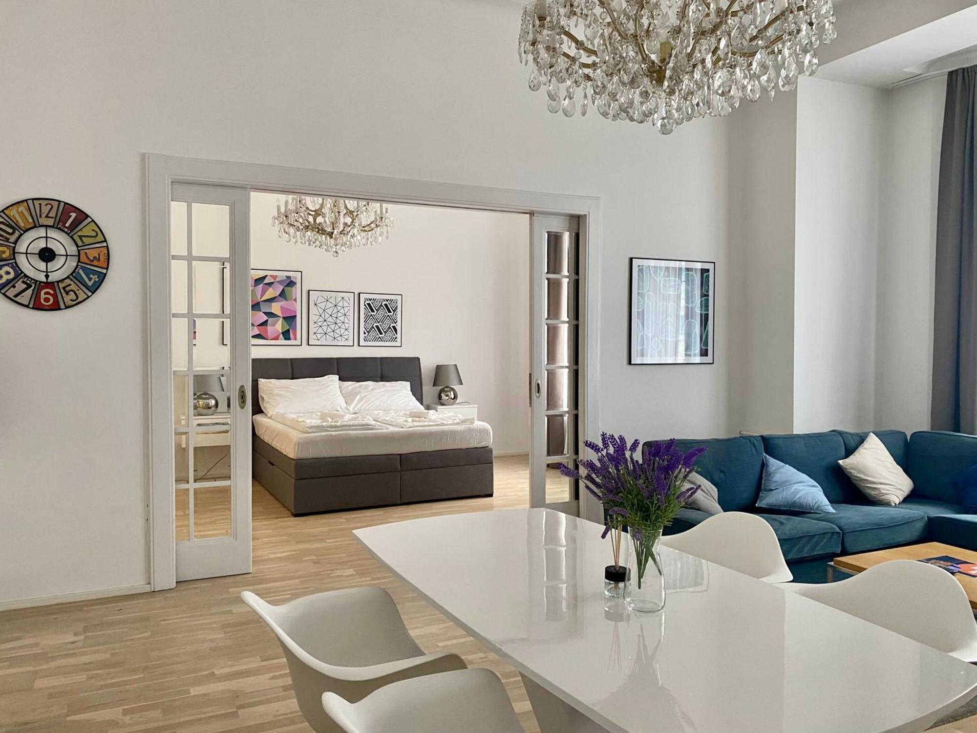 Class In Old Town 2 Bedrooms Lejlighed *